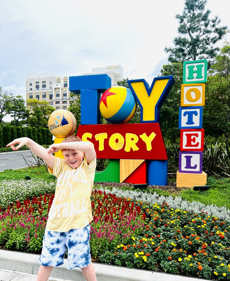 TOY STORY HOTEL WITH KIDS